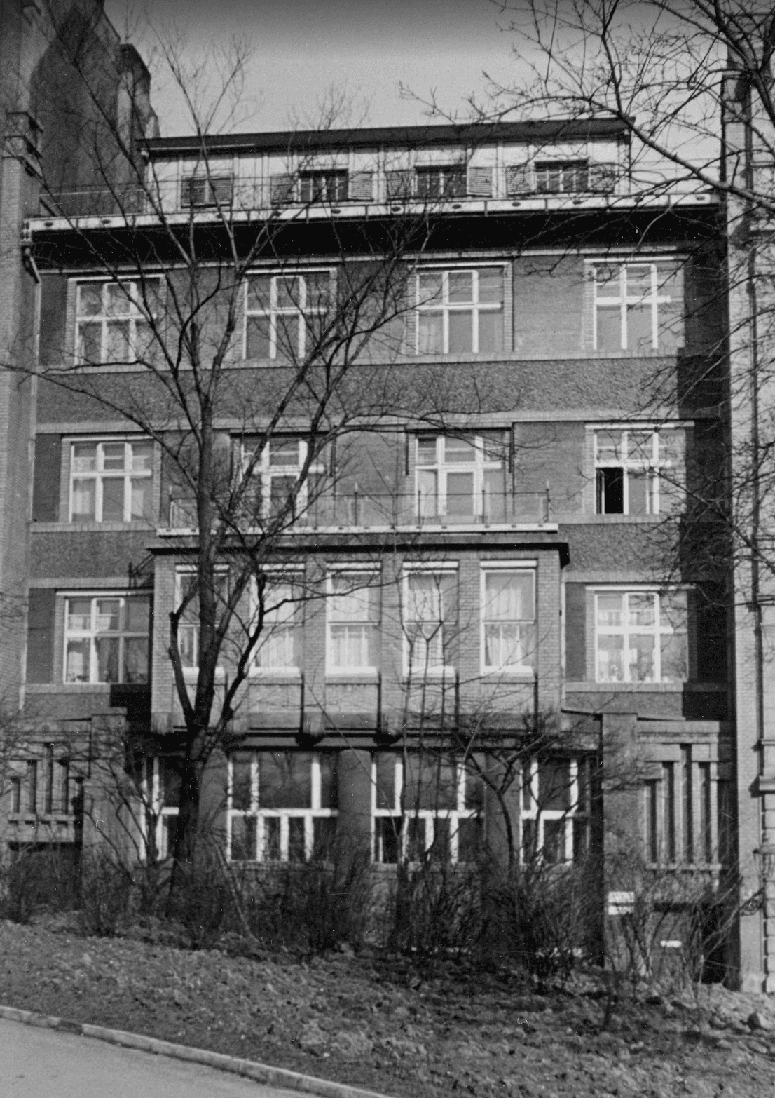 Historic photo of the Laichter House